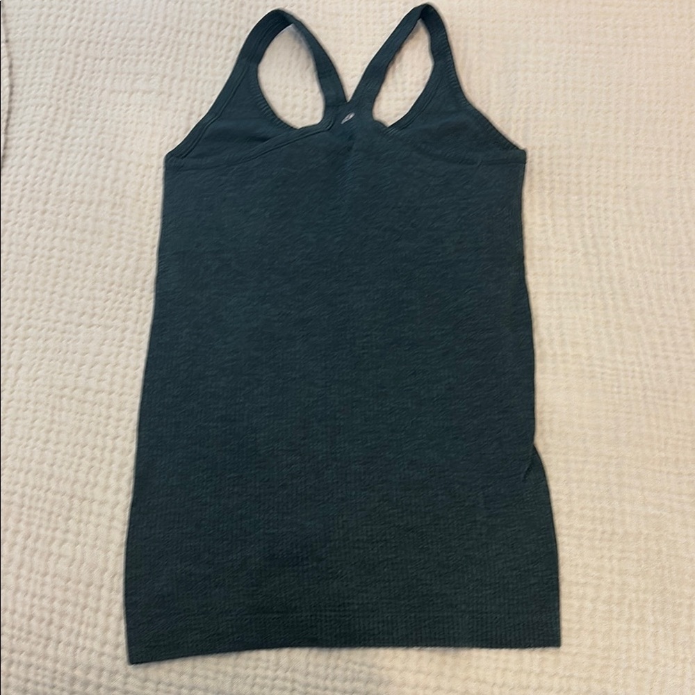 Lululemon EBB tank top Women's heathered green Tank Top like new size 4